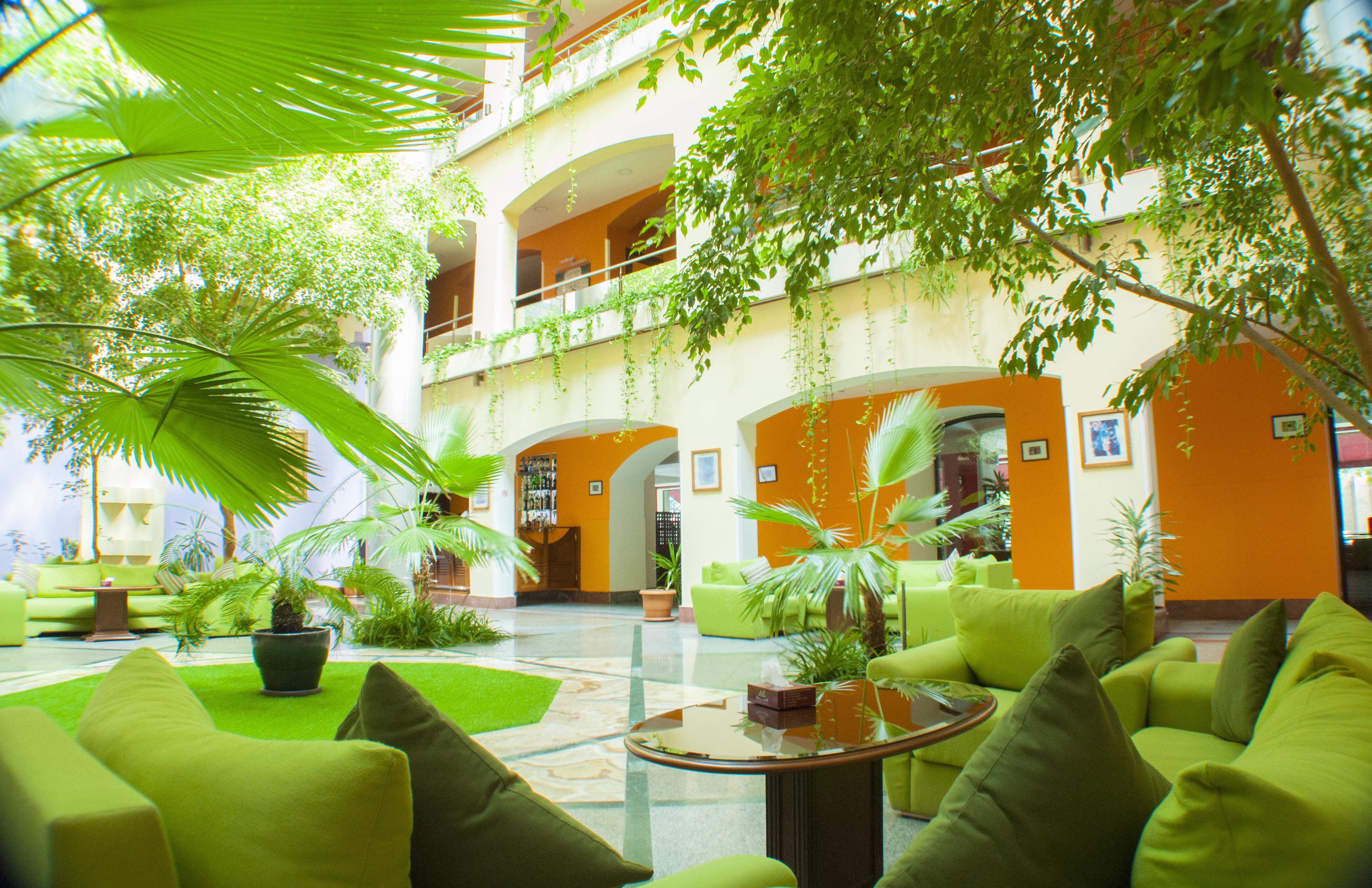 Ararat Hotel Yerevan Exterior photo
