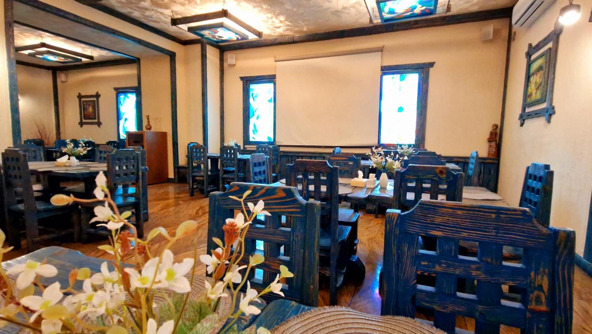 Ararat Hotel Yerevan Exterior photo